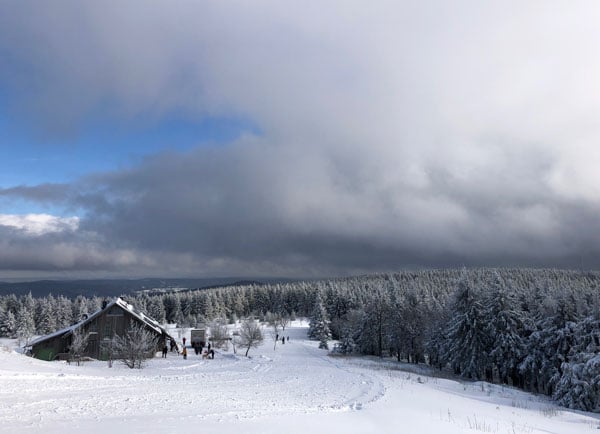 Blick auf die Gehlberger Hütte Blick auf die Gehlberger Hütte